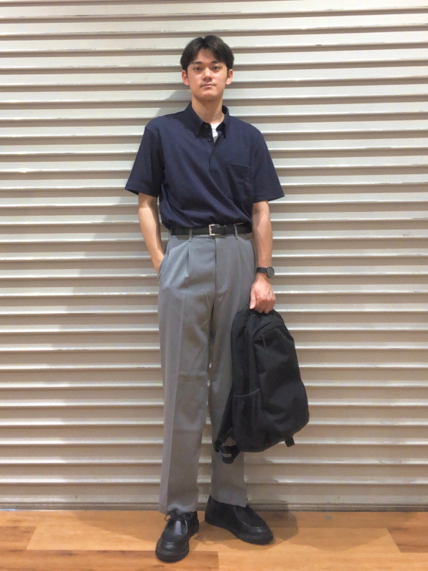 リラックスフィットジャケット、タックワイドテーパードパンツの