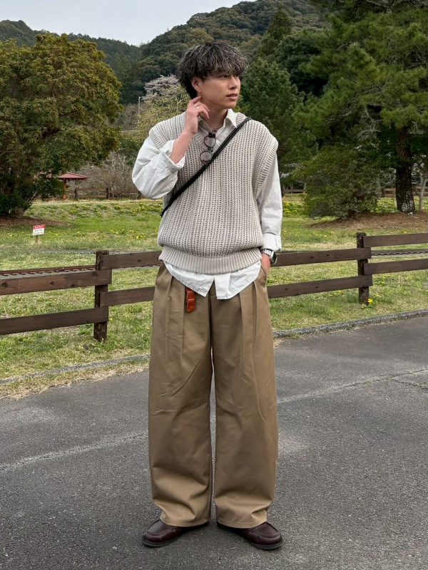ブロードオーバーサイズシャツ、イージーワイドテーパードパンツの