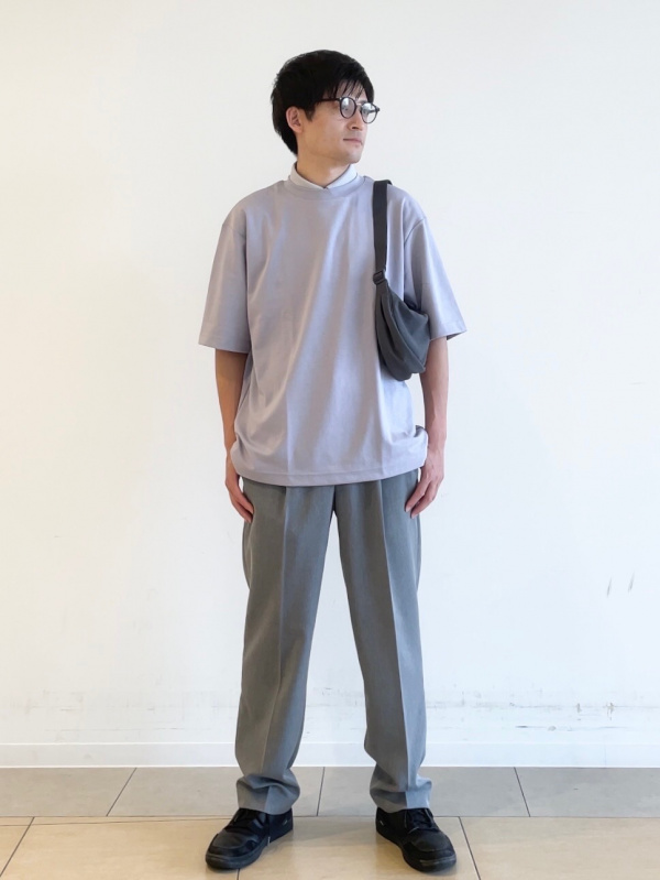 リラックスフィットジャケット、タックワイドテーパードパンツの