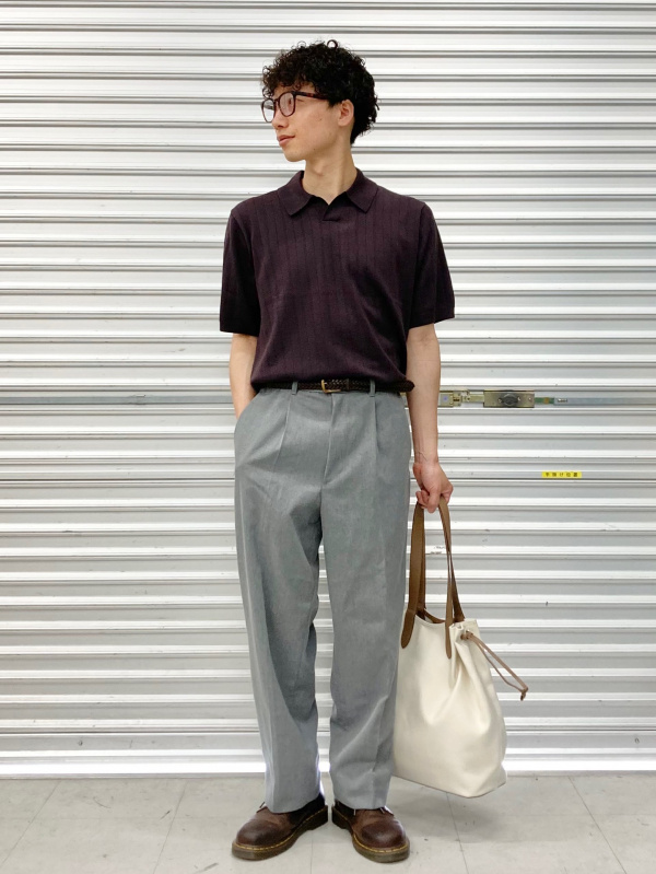 リラックスフィットジャケット、タックワイドテーパードパンツの
