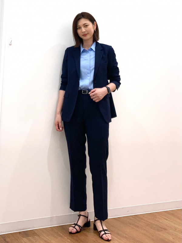感動ジャケット、レーヨンブラウス/ストライプのコーディネート・着用