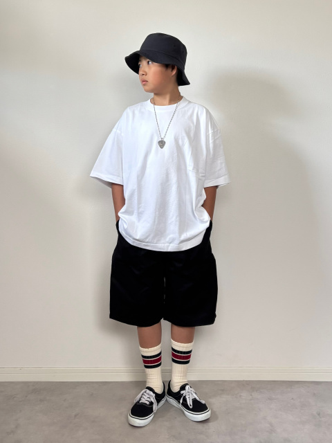 ボクシークロップドTシャツのコーディネート・着用イメージ｜ユニクロ公式