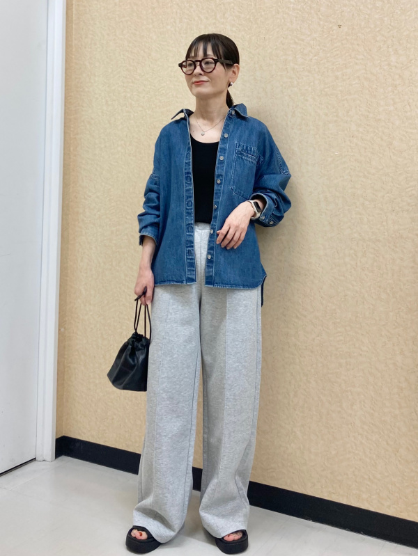 スウェットストレートパンツ、ミラノリブフルジップカーディガンの