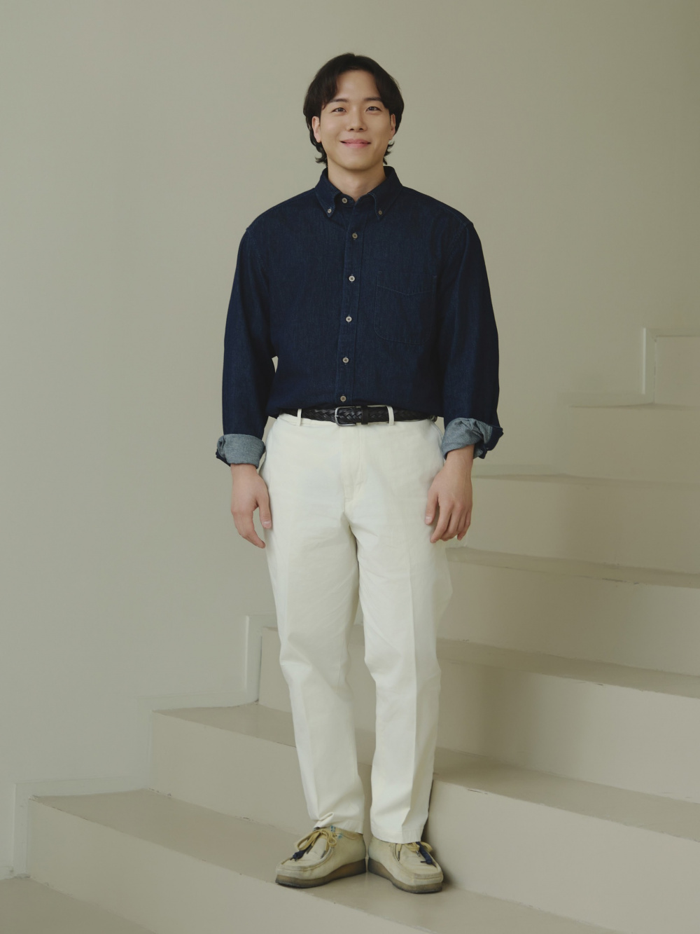 Check styling ideas for「Smart Ankle Pants (Cotton)、Leather Wide