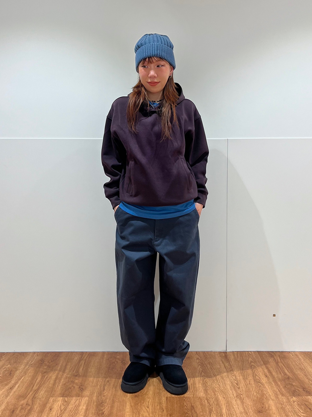 Check styling ideas for「HALF-ZIP SWEATSHIRT、PEANUTS UT」| UNIQLO CA