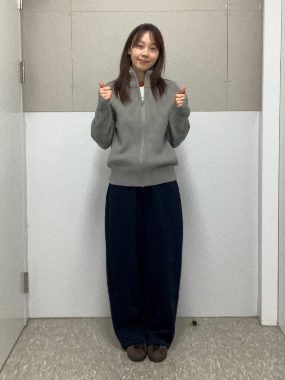Check styling ideas for「HALF-ZIP SWEATSHIRT、PEANUTS UT」| UNIQLO CA