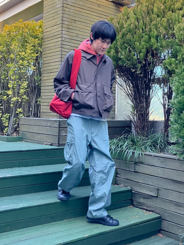 Outfit ideas of Dongha(현대백화점 신촌 U-PLEX점) | UNIQLO IN