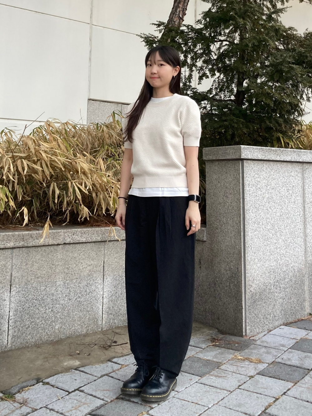 check-styling-ideas-for-linen-blend-barrel-leg-pants-cotton-popcorn