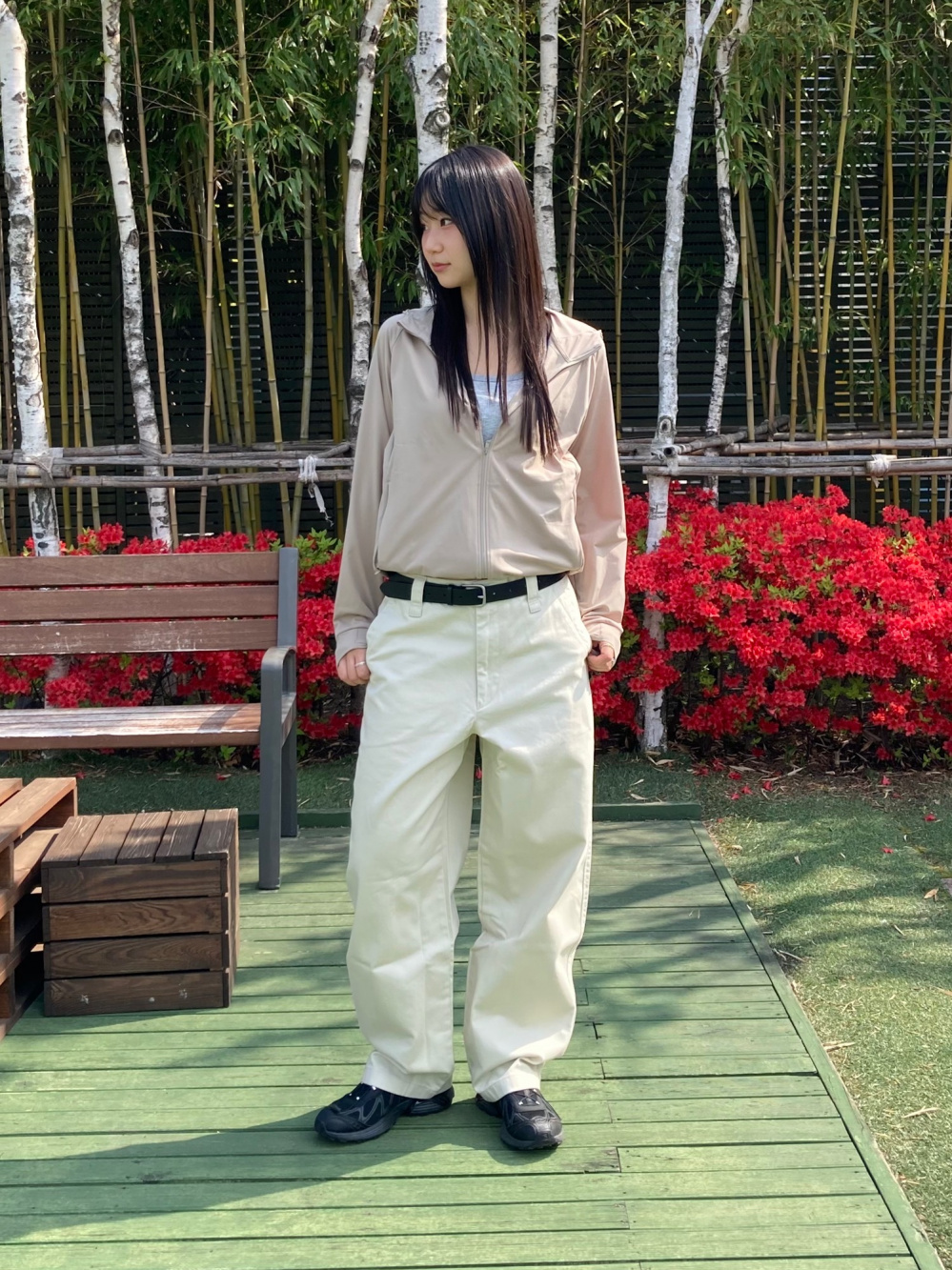 Check styling ideas for「HALF-ZIP SWEATSHIRT、PEANUTS UT」| UNIQLO CA