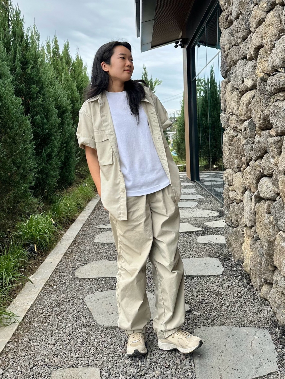 Check styling ideas for「Wide Parachute Pants」| UNIQLO SG