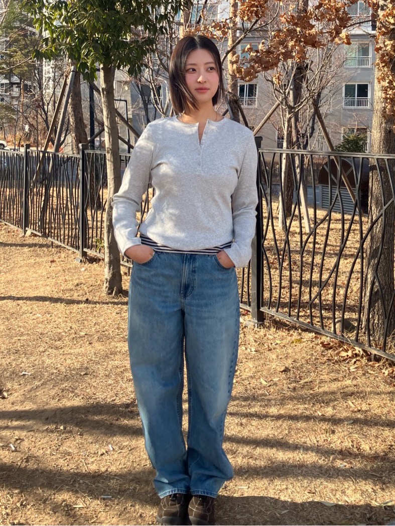 Check styling ideas for「Ribbed Henley Neck T-Shirt」| UNIQLO IN