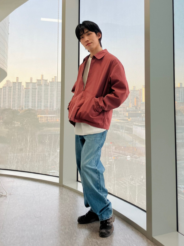 An outfit using Zip Up Blouson｜UNIQLO IN