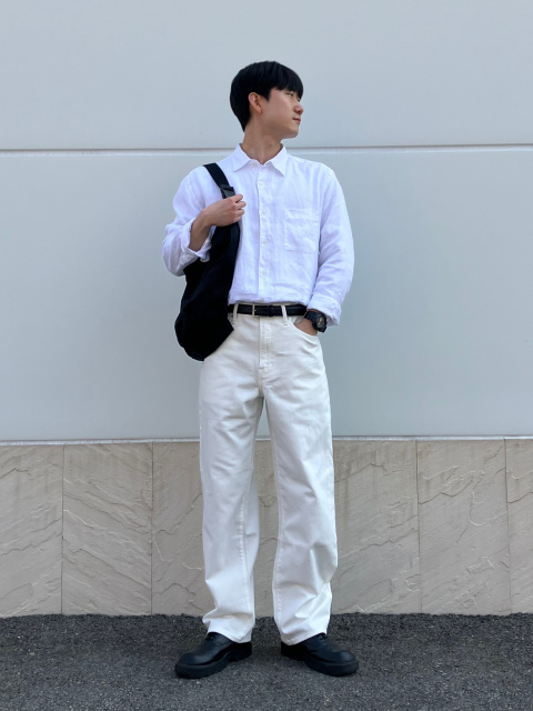 유니클로 스태프가 추천하는 남성 리넨 셔츠 스타일링