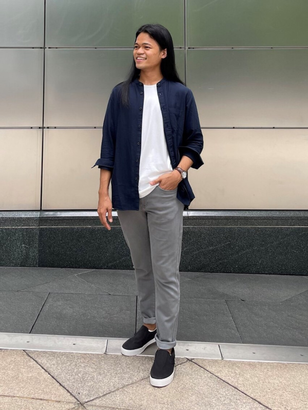 UNIQLO Philippines on X: Ultra stretch is meant for ultra style and  comfort. Our new EZY Ultra Stretch Color Jeans gives you that skinny and  sharp silhouette, and has an easy waist