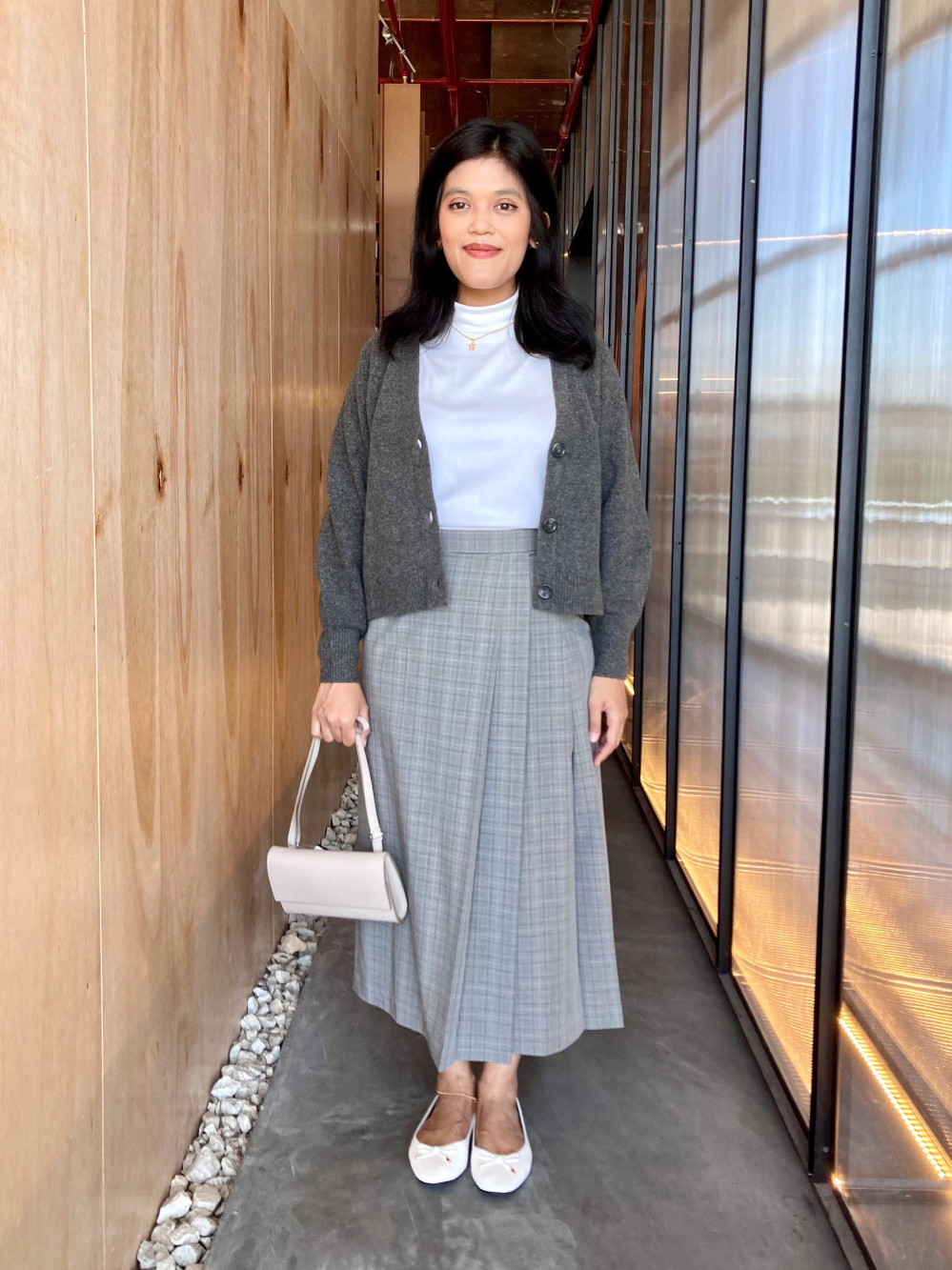Check styling ideas for「Mame Kurogouchi 3D Knit Ribbed Square Neck Long  Sleeve Sweater、Mame Kurogouchi 3D Knit Ribbed Long Skirt」