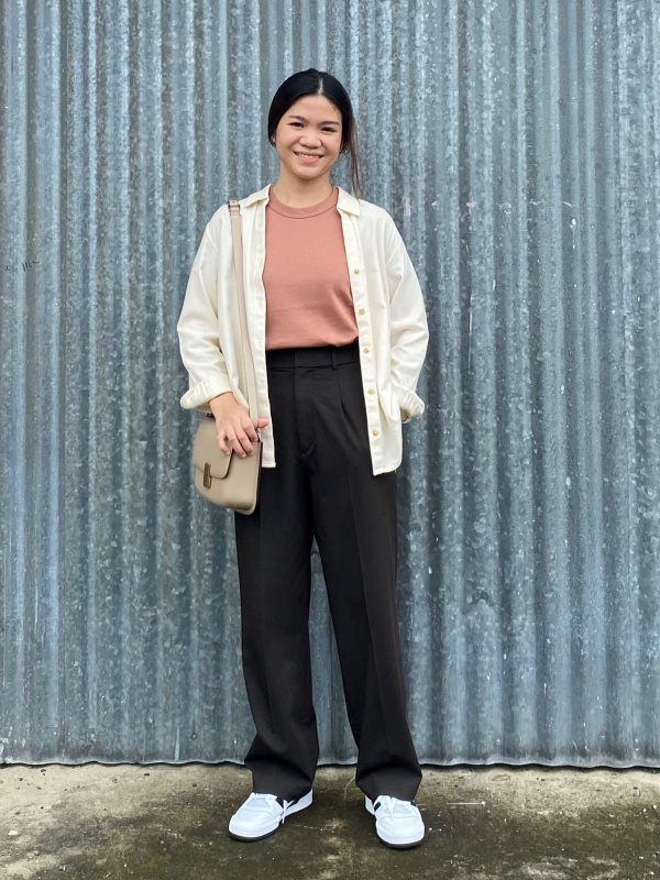 New Shape for Fall: Curved Pants, UNIQLO TODAY