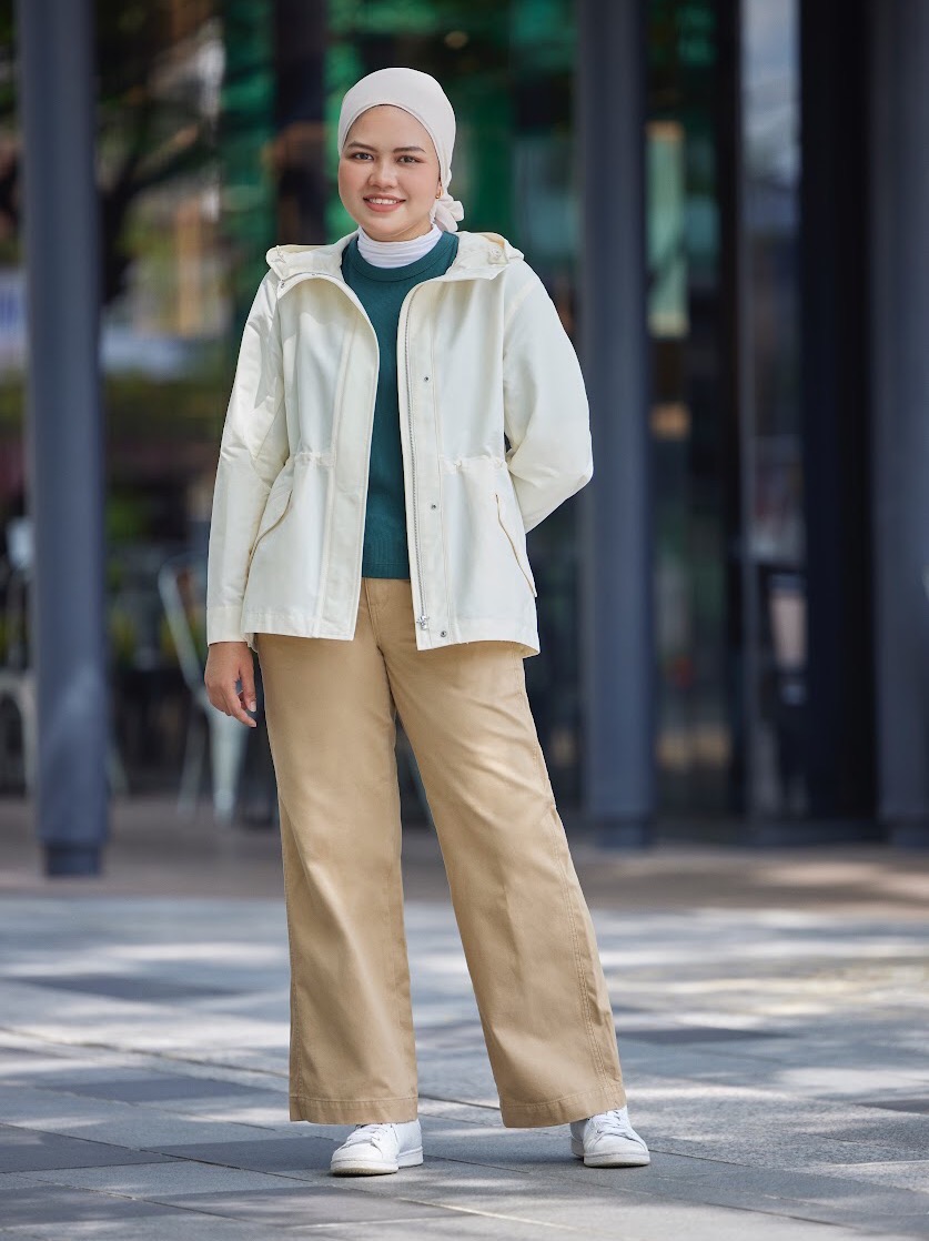 Check styling ideas for「Cotton Baggy Pants」| UNIQLO TH