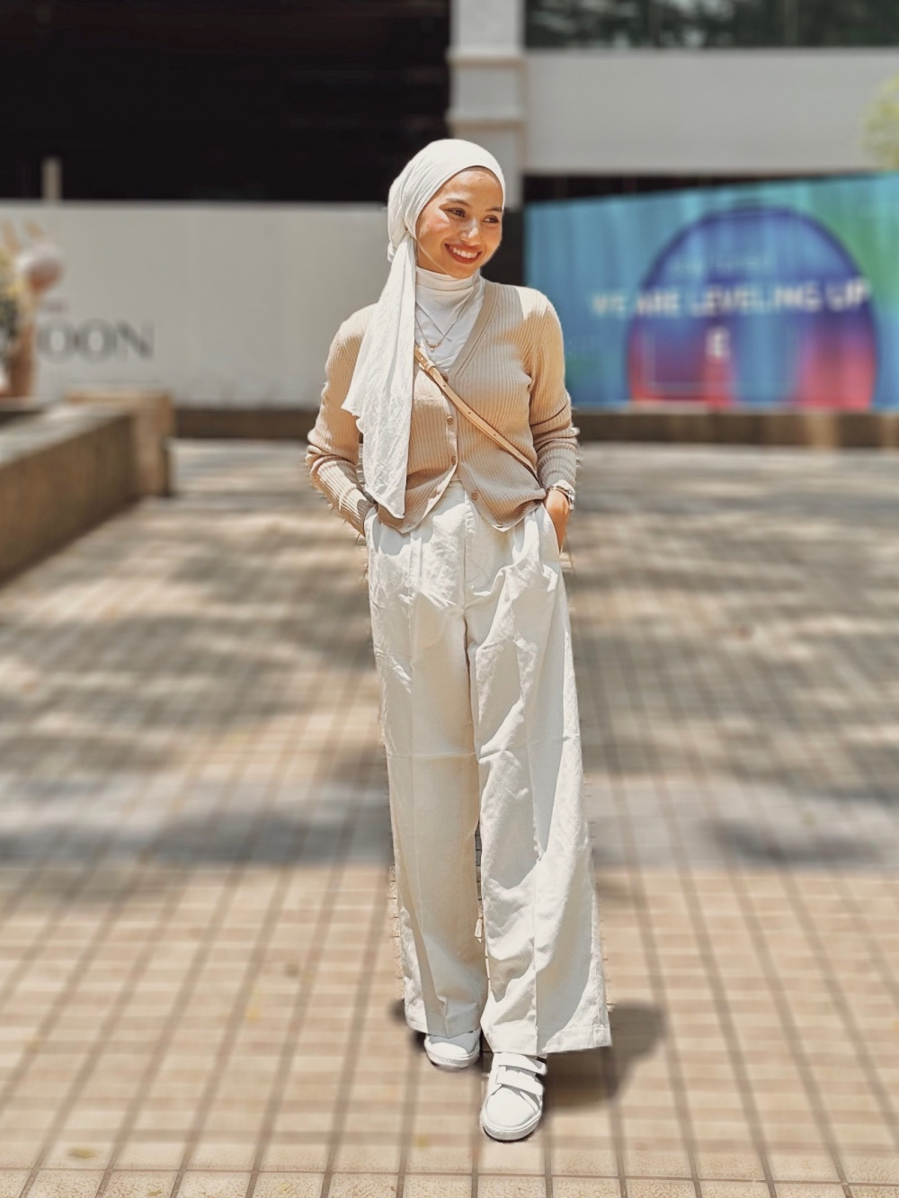 Check styling ideas for「LINEN BLEND PLEATED WIDE PANTS」