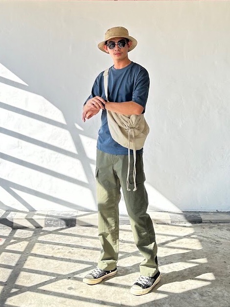 Check styling ideas for「Smart Ankle Pants (Cotton)、Browline Sunglasses」