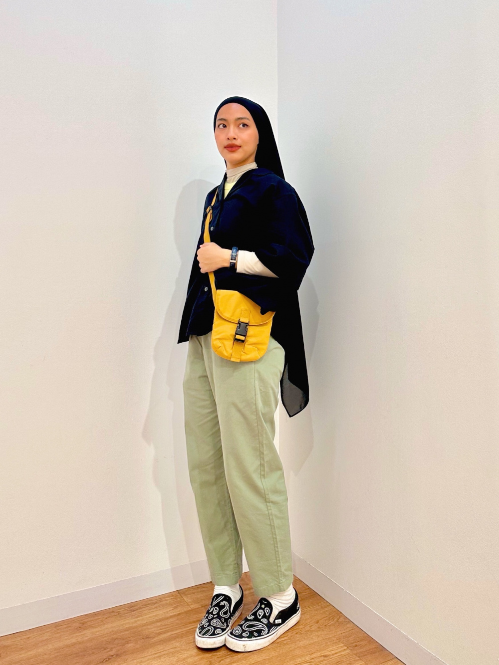 Check styling ideas for「Cotton Relaxed Ankle Pants」