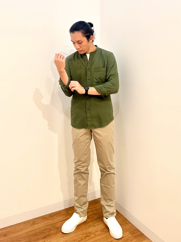 Uniqlo slim best sale fit chino review