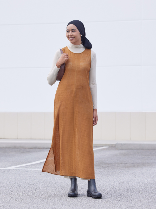 Uniqlo best sale maxi dress