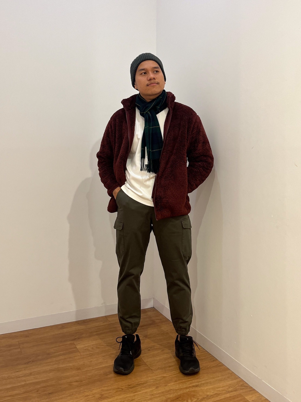 Check styling ideas for「Cargo Jogger Pants」