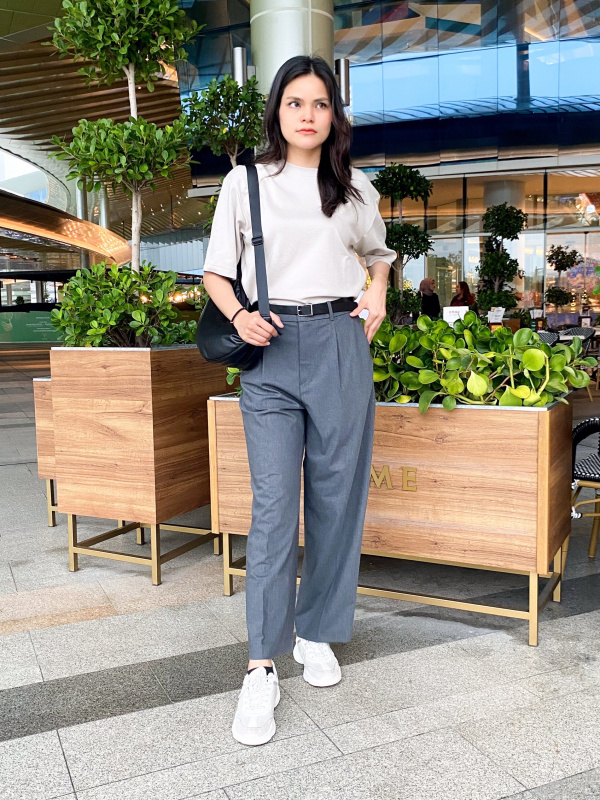 UNIQLO Philippines on X: Wishing for comfortable office or casual wear?  Our Women's Ponte Slim Pants are as comfy as leggings, but look just like  slacks! Which color are you getting first?