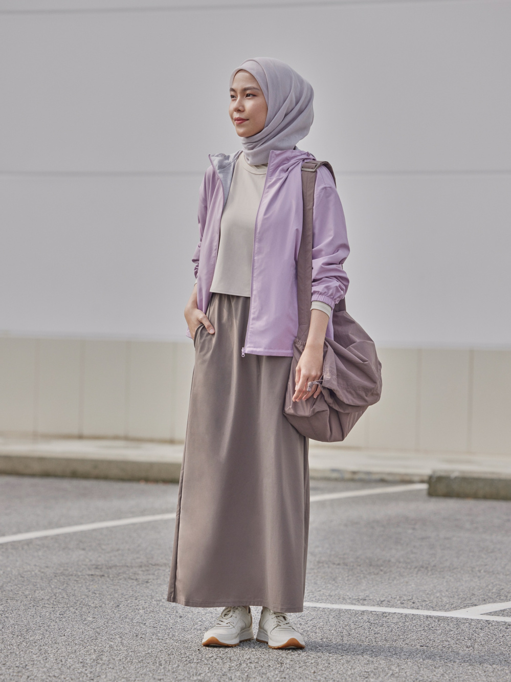 Check styling ideas for「AIRism Ultra Stretch Long Skirt」| UNIQLO ID