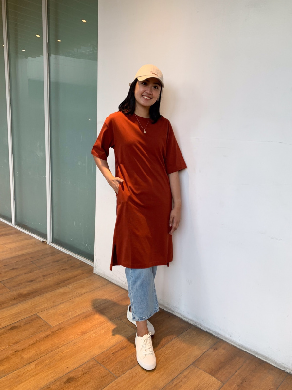 Uniqlo Peach Oversized T-Shirt Dress with Belt (Size S/M) – Middle