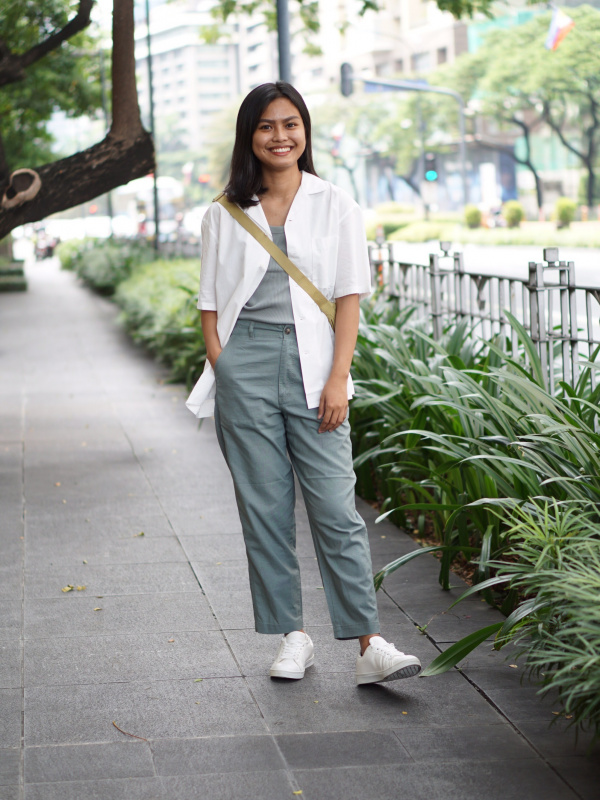 Uniqlo tapered ankle pants - green