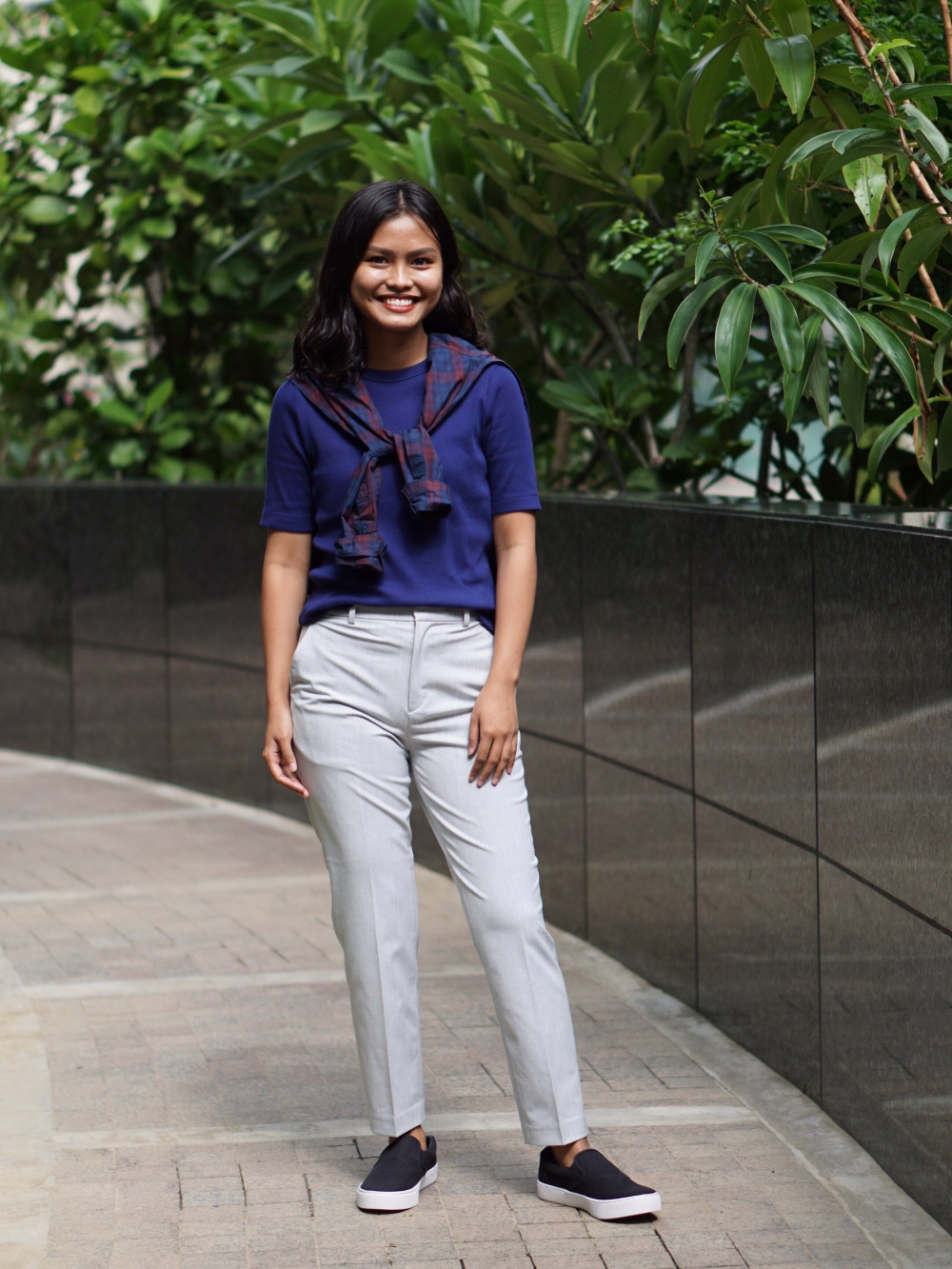 Navy blue pants outfit idea  Blue pants outfit, Navy blue pants