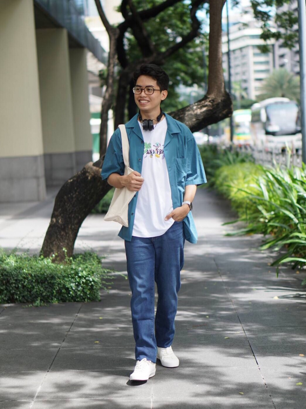 Check styling ideas for「INDIGO DYE SWEAT CARDIGAN、DENIM WORK