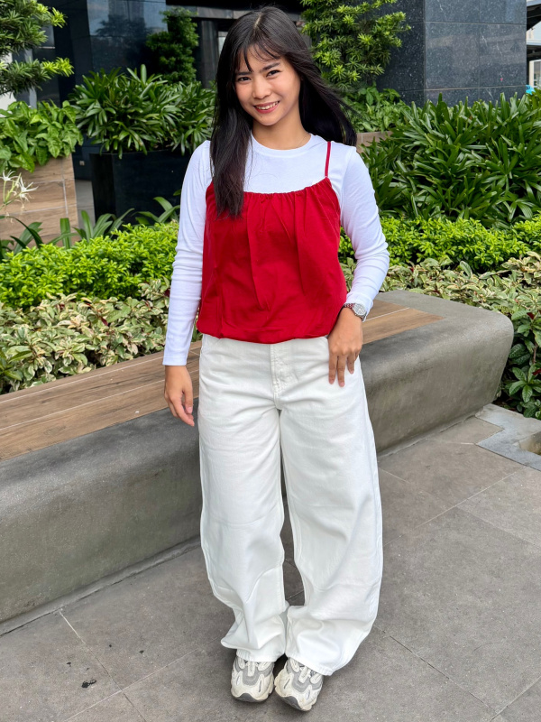 An outfit using Balloon Gathered Camisole｜UNIQLO PH