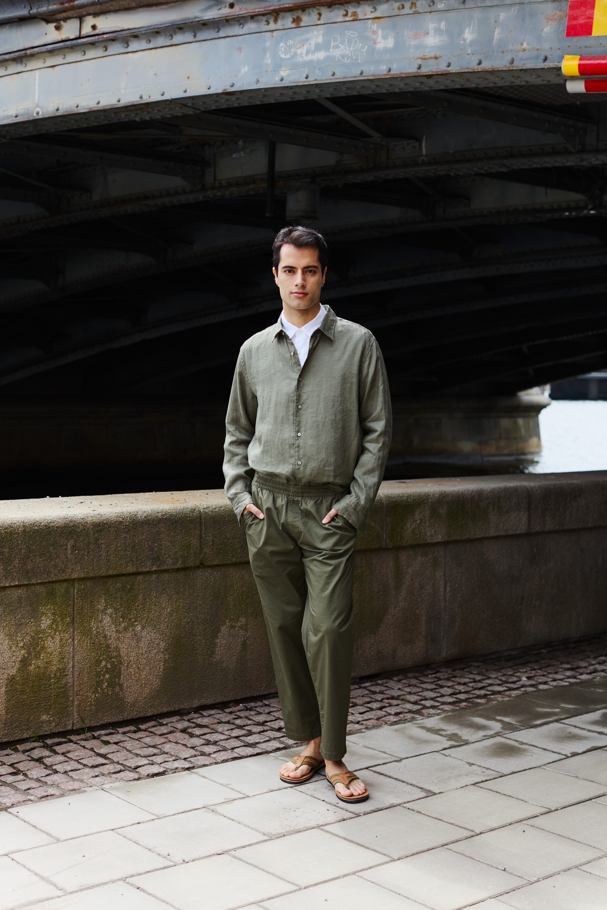 ankle pants uniqlo