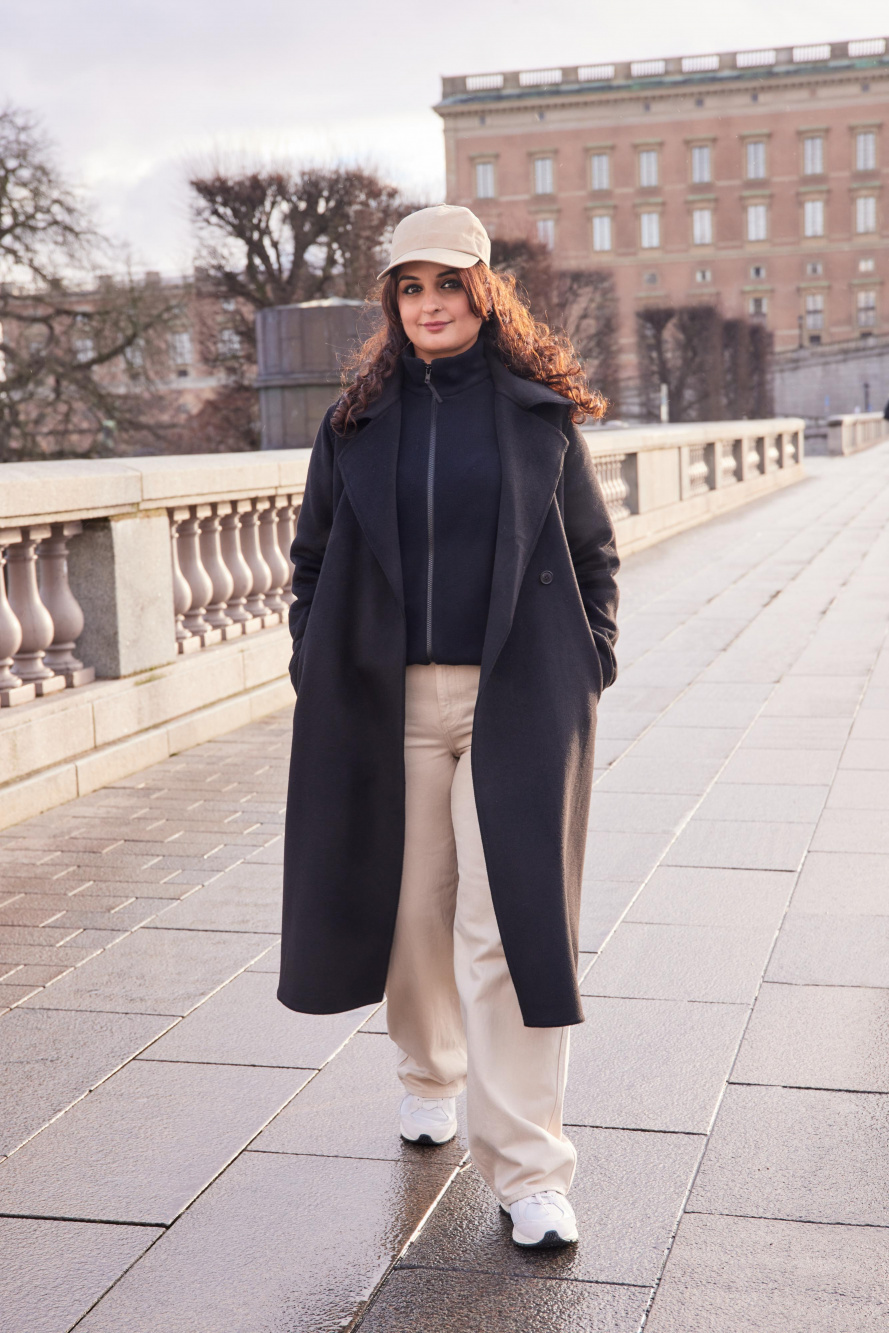 coat, oversized coat, wool coat, long coat, wide-leg pants, high