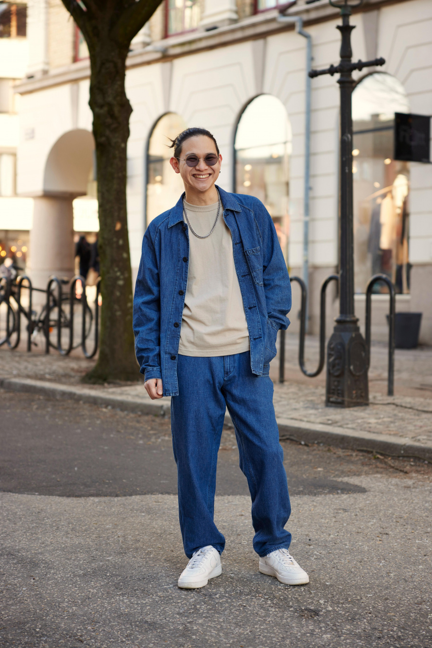 Check styling ideas for「Utility Denim Jacket (Cotton Linen)、Washed Jersey  Ankle Pants」