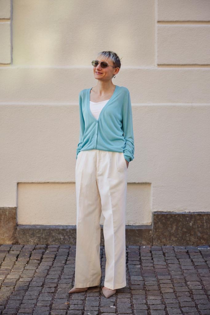 Check styling ideas for「Linen Blend Tucked Wide Pants、AIRism