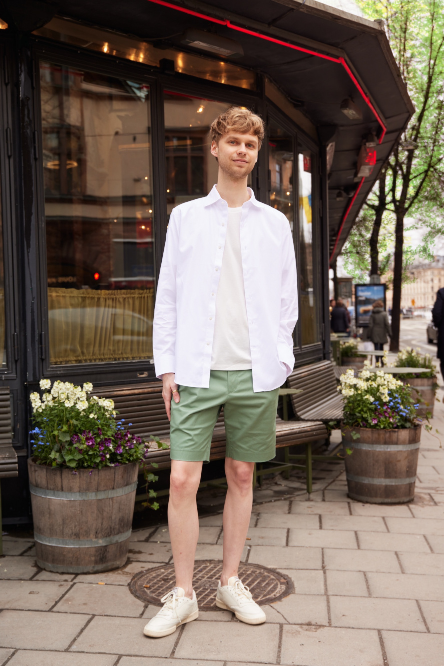 Check styling ideas for「Stretch Slim-Fit Shorts (9)」