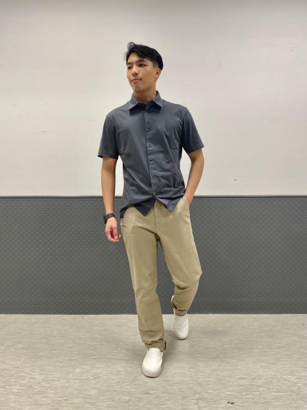 Uniqlo chino hot sale joggers