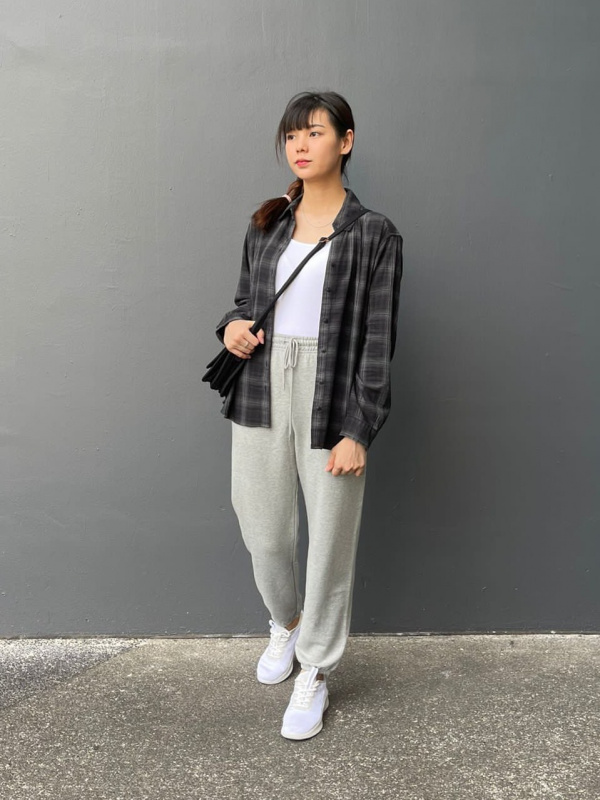 Uniqlo women online joggers