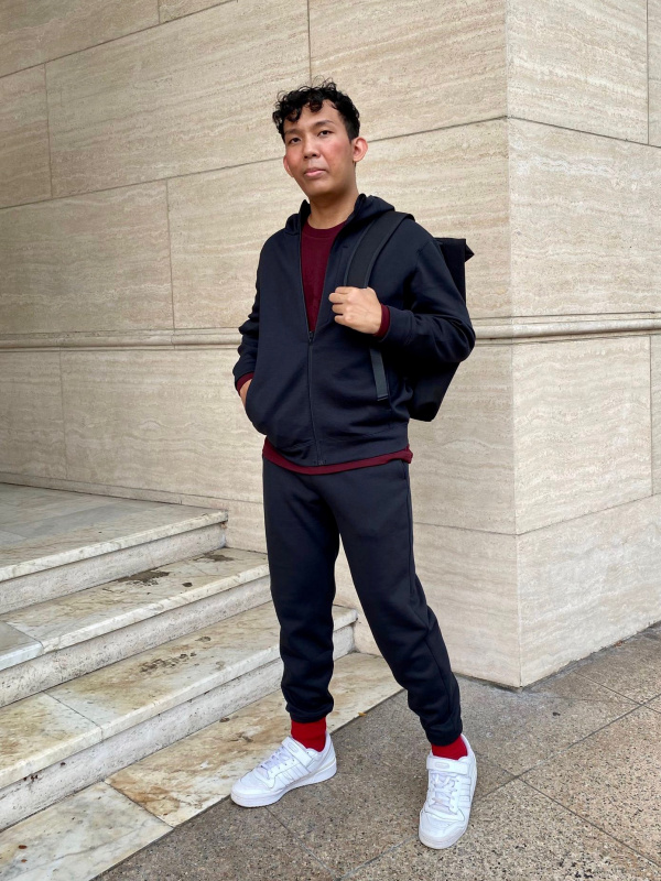 Uniqlo tracksuit cheap