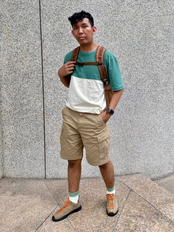 Uniqlo store long shorts