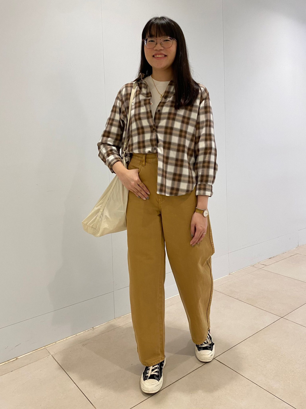 Check styling ideas for「WOMEN Uniqlo U AIRism Cotton Short Sleeve