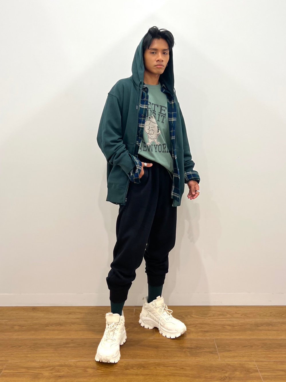 Yeezy on sale outfit men