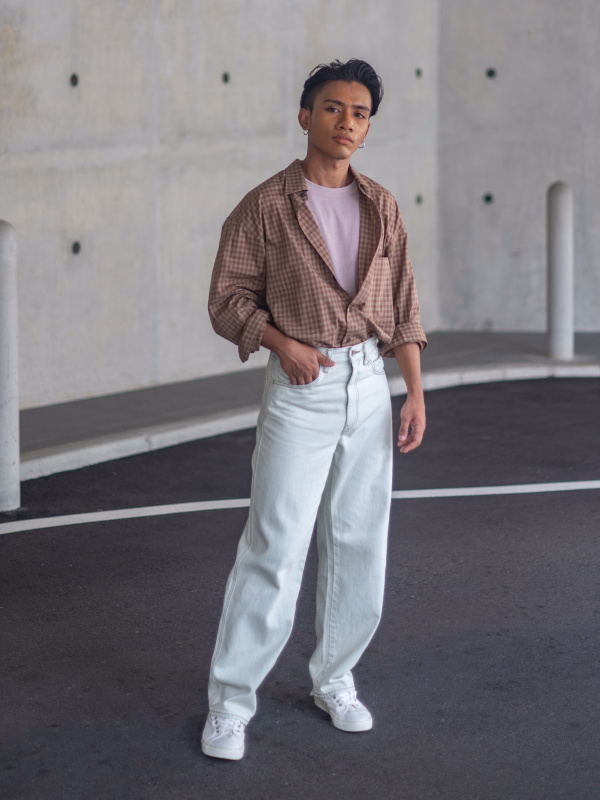 Curved store pants uniqlo