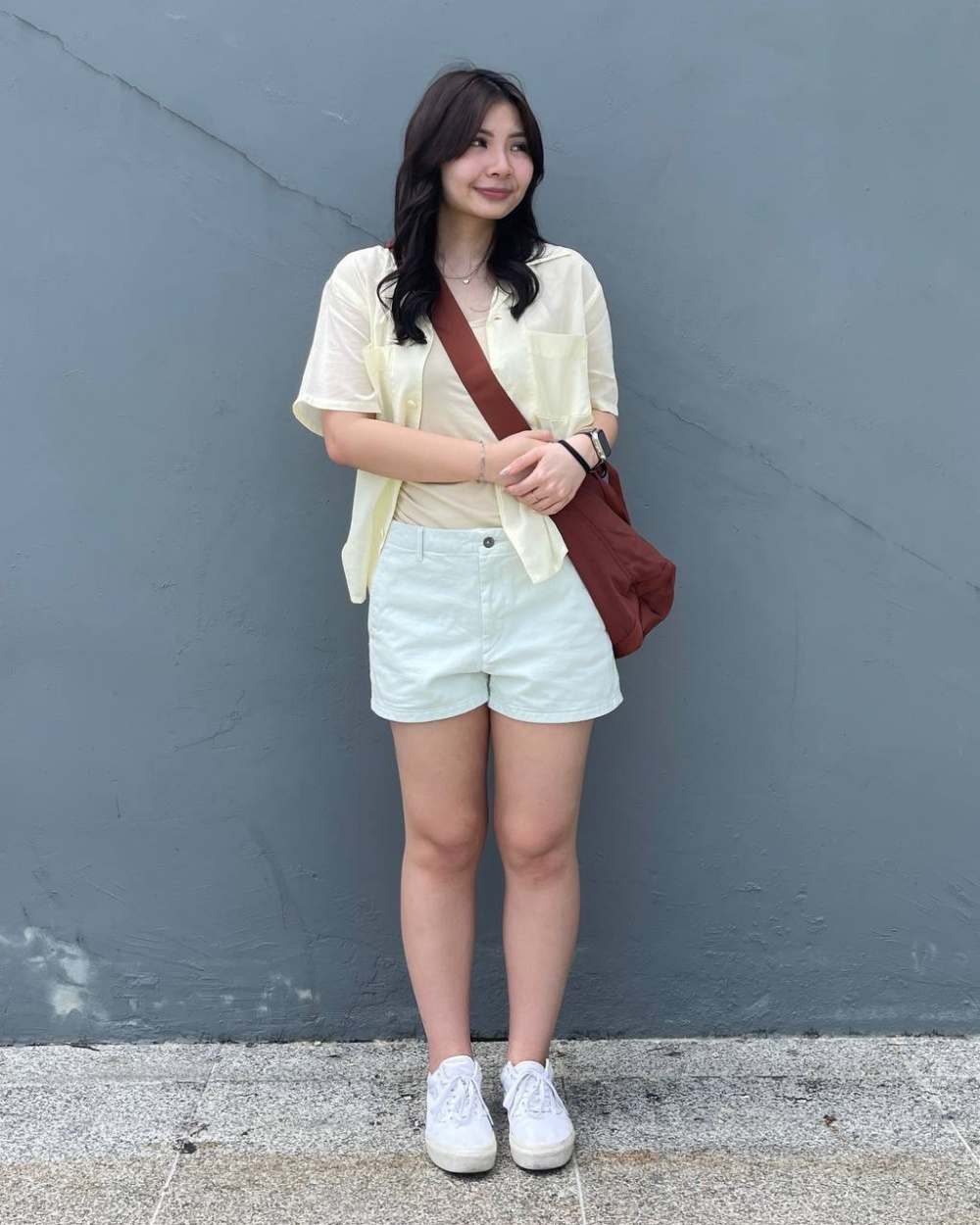 Check styling ideas for「Linen Blend Gathered Camisole Dress、UNIQLO U Bucket  Bag (Large)」