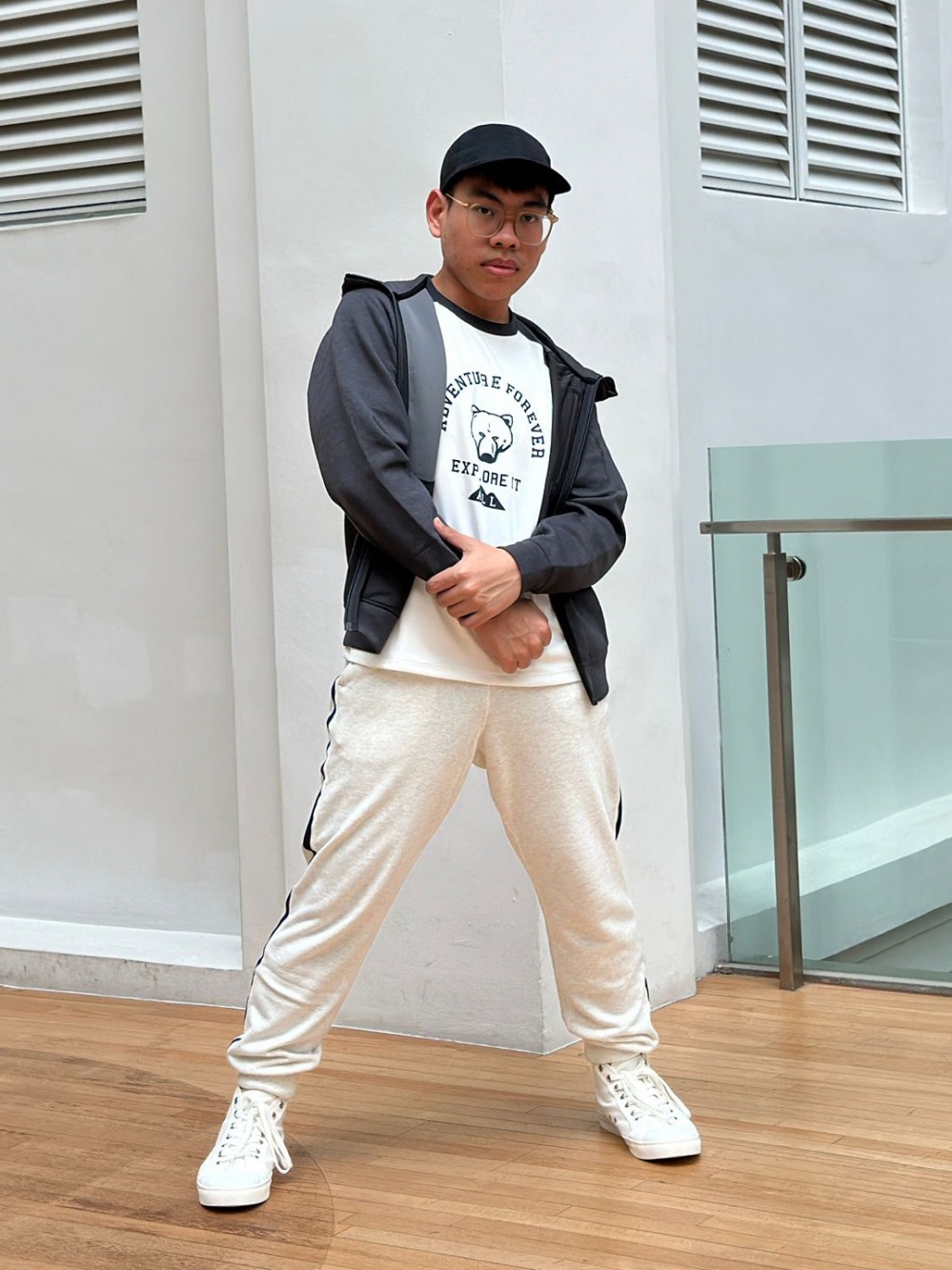 Check styling ideas for「Sweat Pants (Side Line)」