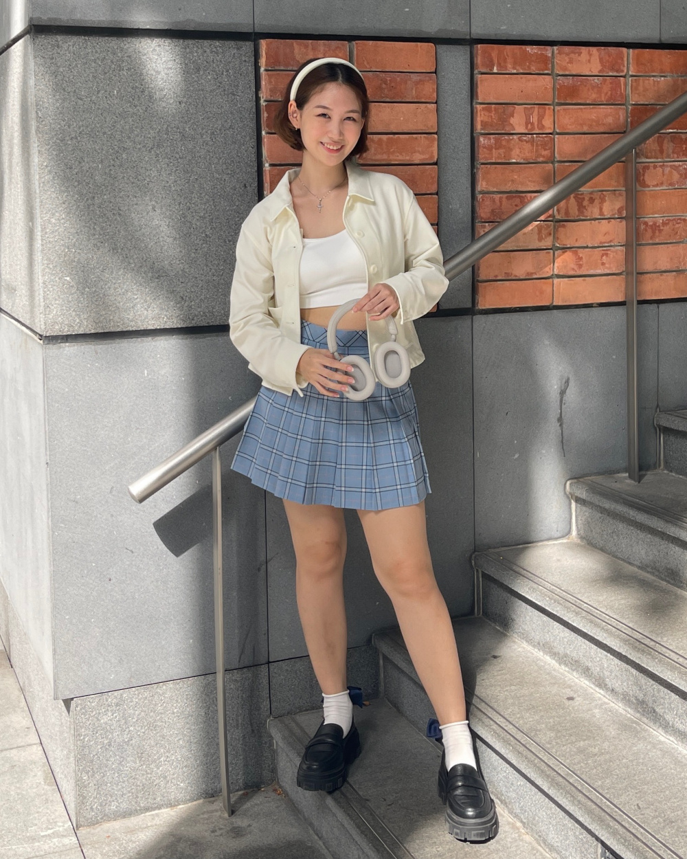 Check styling ideas for「Seamless Half Bra Camisole」