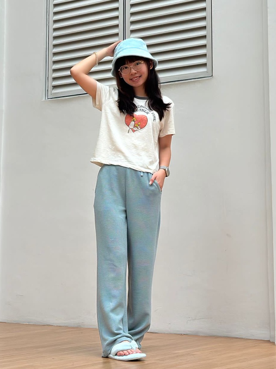Check styling ideas for「Linen Blend Easy Pants、UV Protection Pile Bucket  Hat」